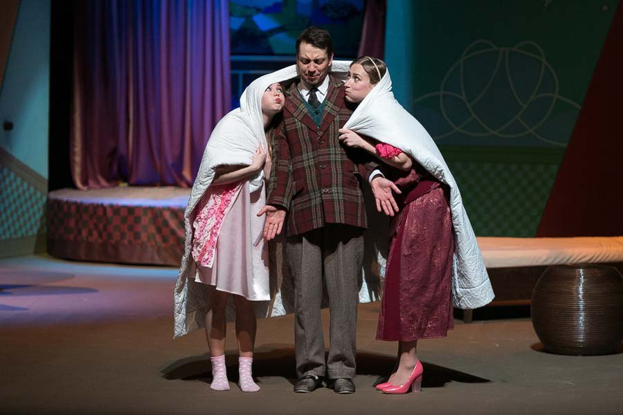 

Билеты на Моя жена — лгунья (Драматический театр им. Ершова)