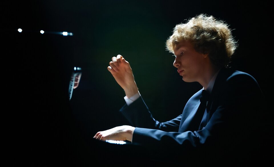 Иван Бессонов