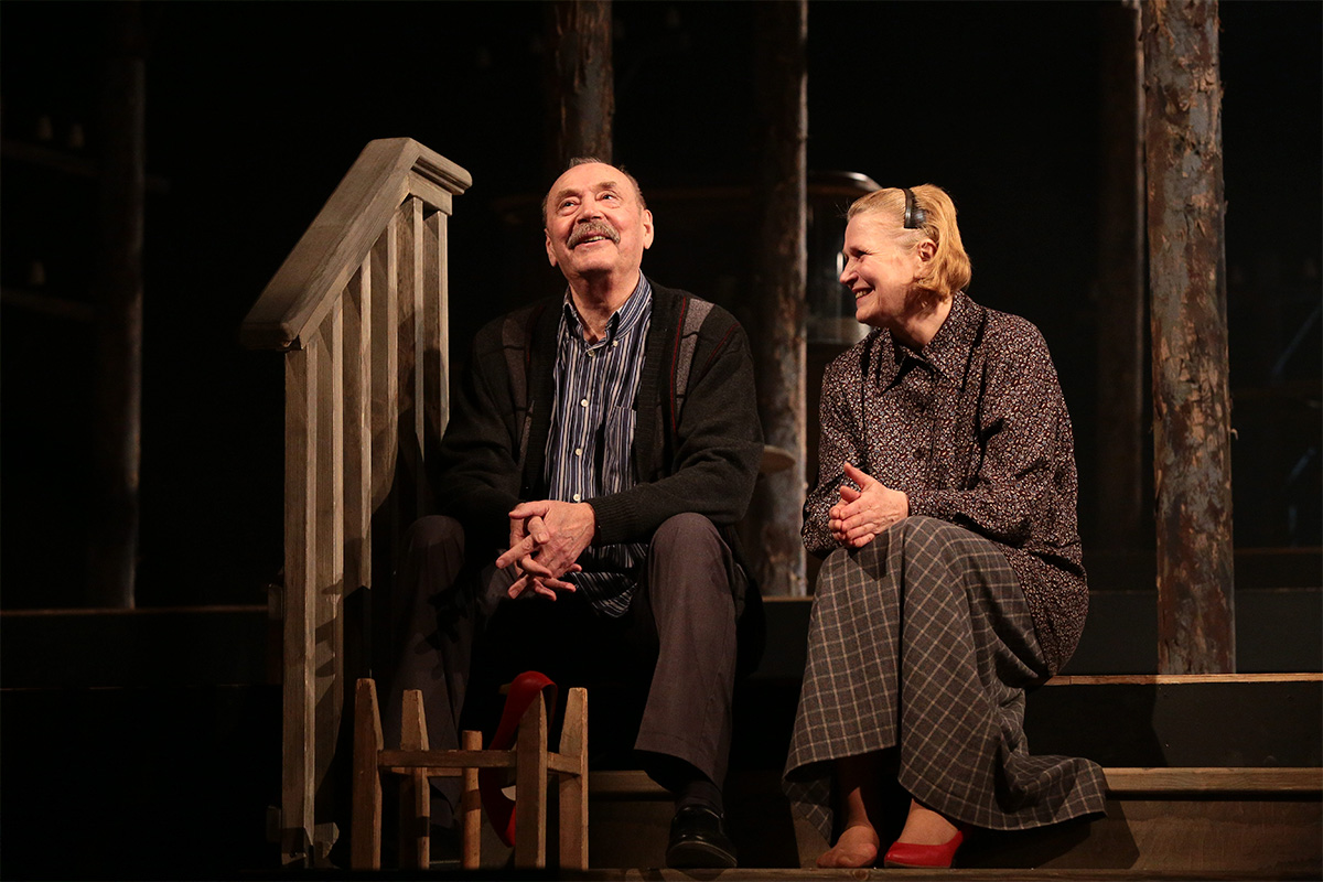 

Билеты на Земля Эльзы (Драматический театр им. Пушкина)