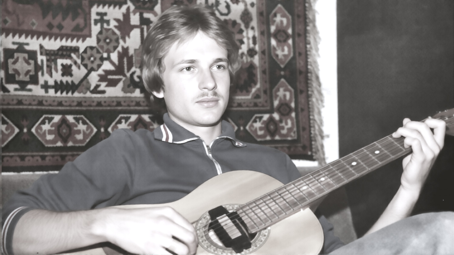 

Билеты на Besame — сидим и учим. Студенческие песни прошлого века (Театр ТМИН)