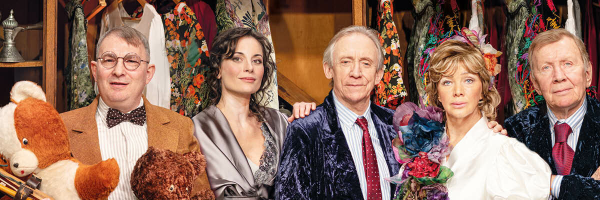 Семейный шкаф и его обитатели