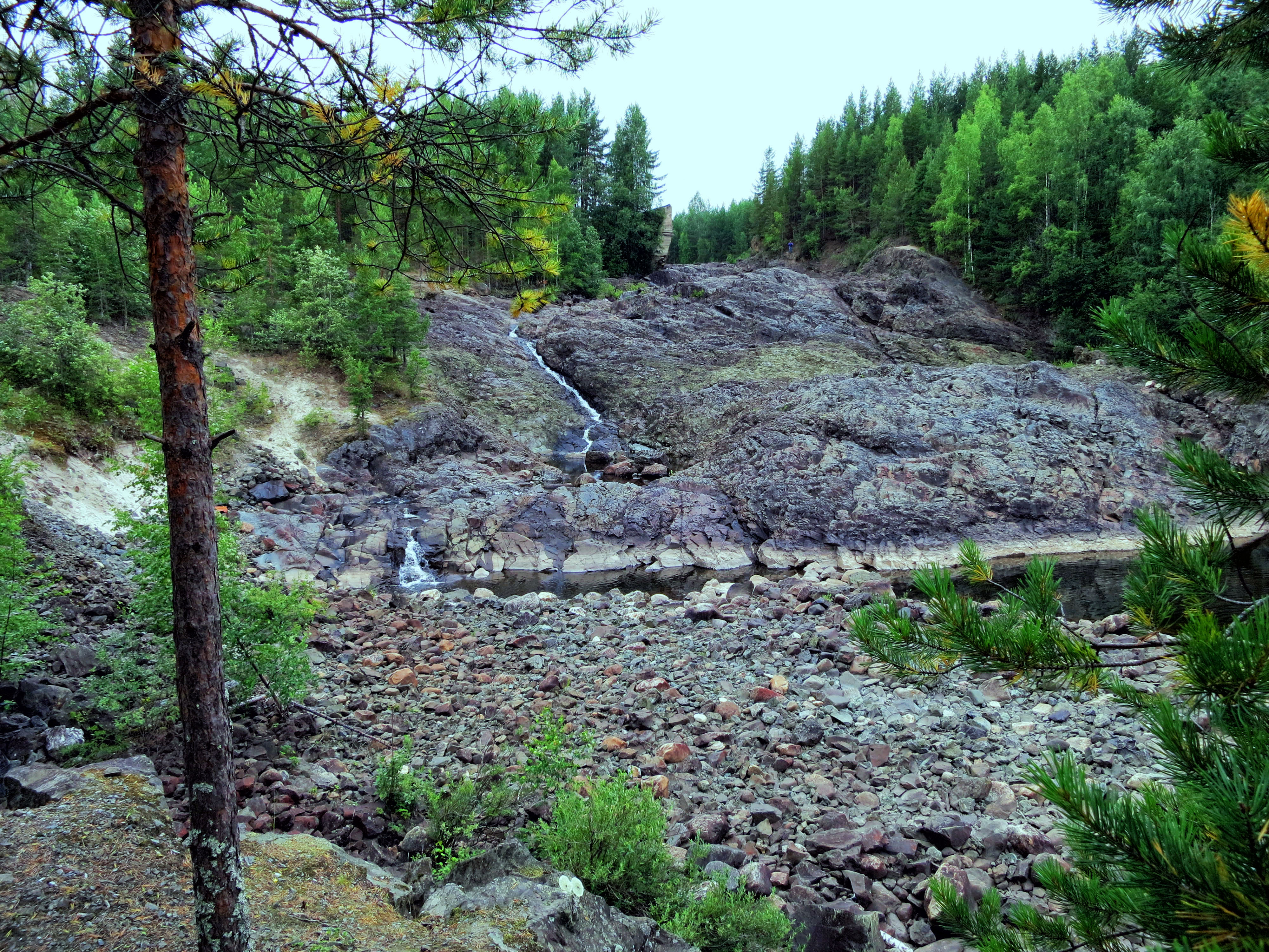 

Билеты на Золотое кольцо Карелии: водопад Кивач, «Марциальные воды» и вулкан Гирвас (Золотое кольцо Карелии: водопад Кивач, «Марциальные воды» и вулкан Гирвас)