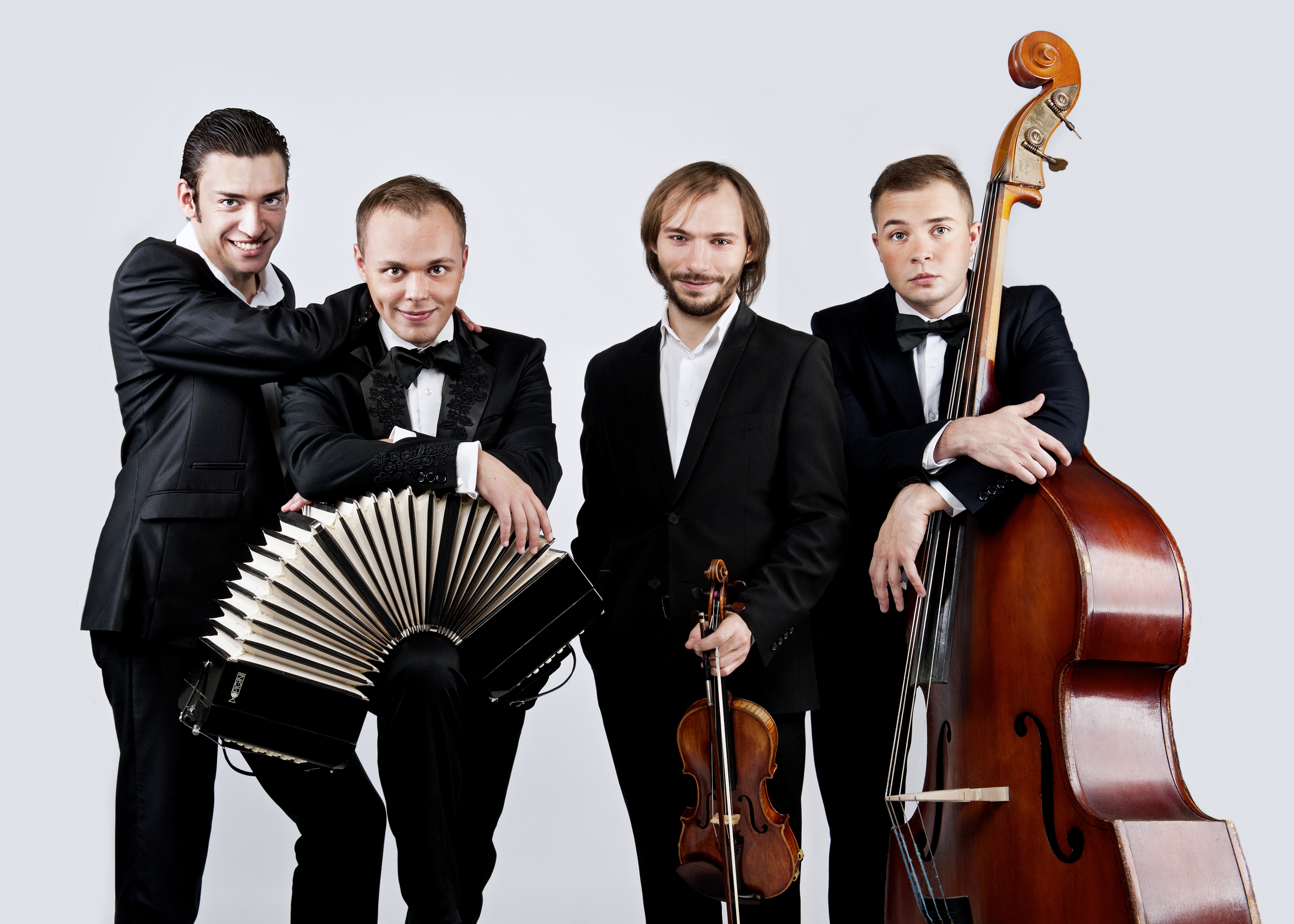 

Билеты на Solo Tango Orquesta. Астор Пьяццолла — король танго (Дом музыки)