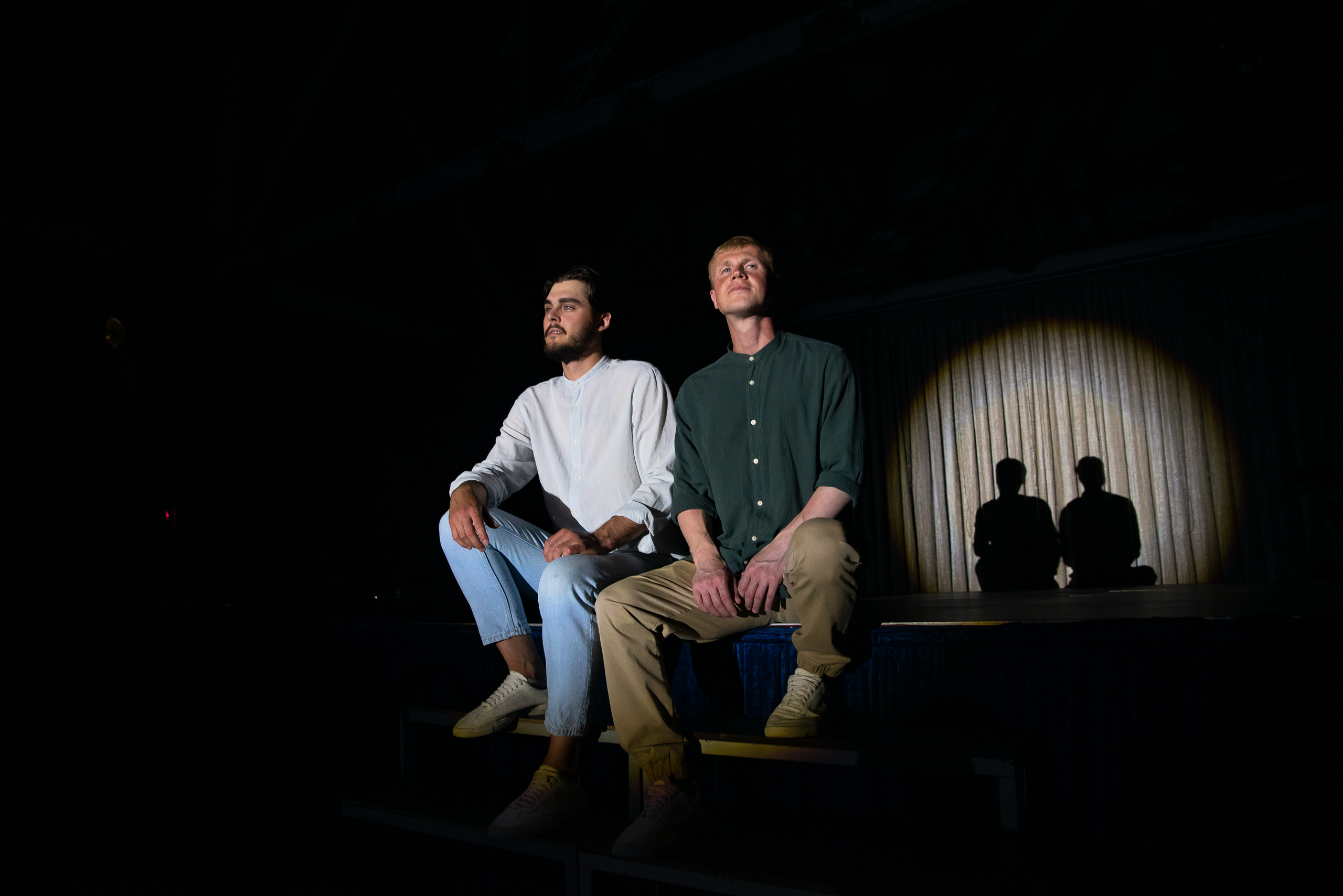 

Билеты на Я — счастье! Преображение, или Швабракадабра (Культурный центр «Урал»)