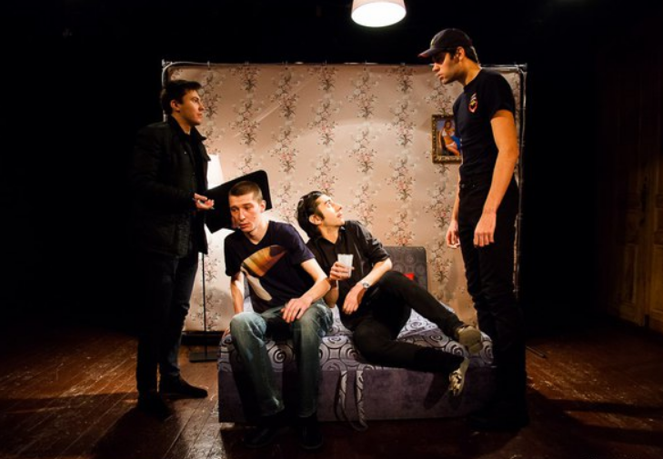 

Билеты на Мне моё солнышко больше не светит (Центр современной драматургии)