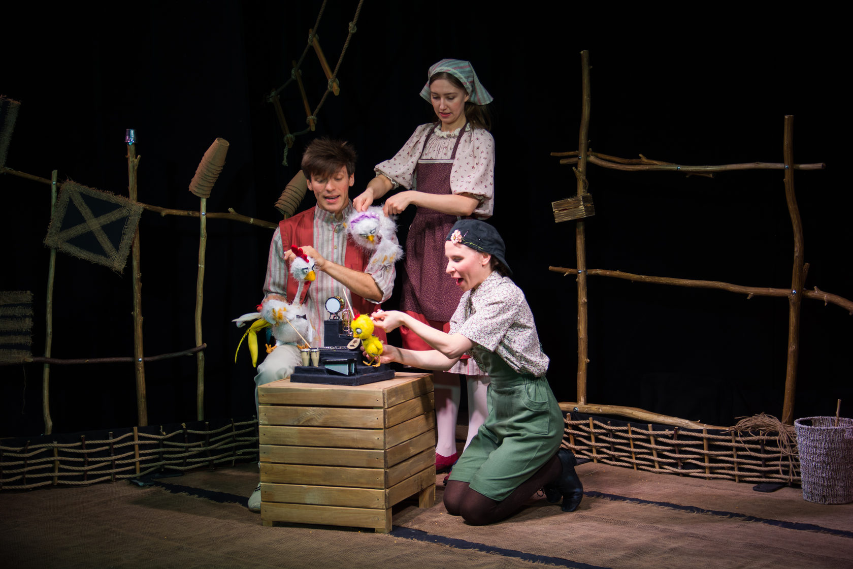 

Билеты на Маленький командир (Жёлтый квадрат)