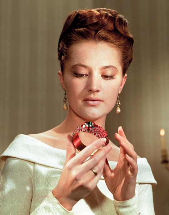 Гранатовый браслет