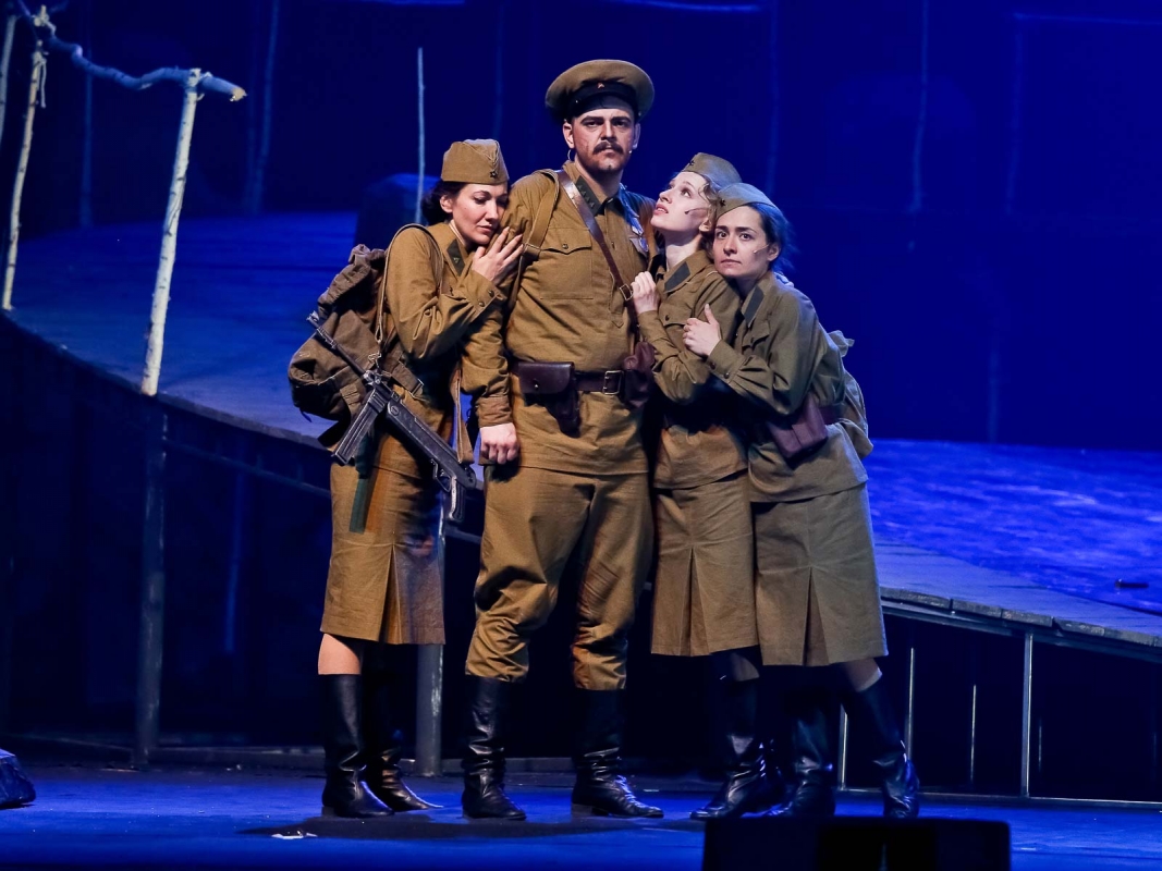 

Билеты на А зори здесь тихие (Музыкальный театр)