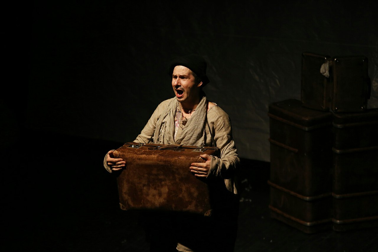 

Билеты на Сказка о рыбаке и рыбке (Театр-цирк «Монгольфьери»)