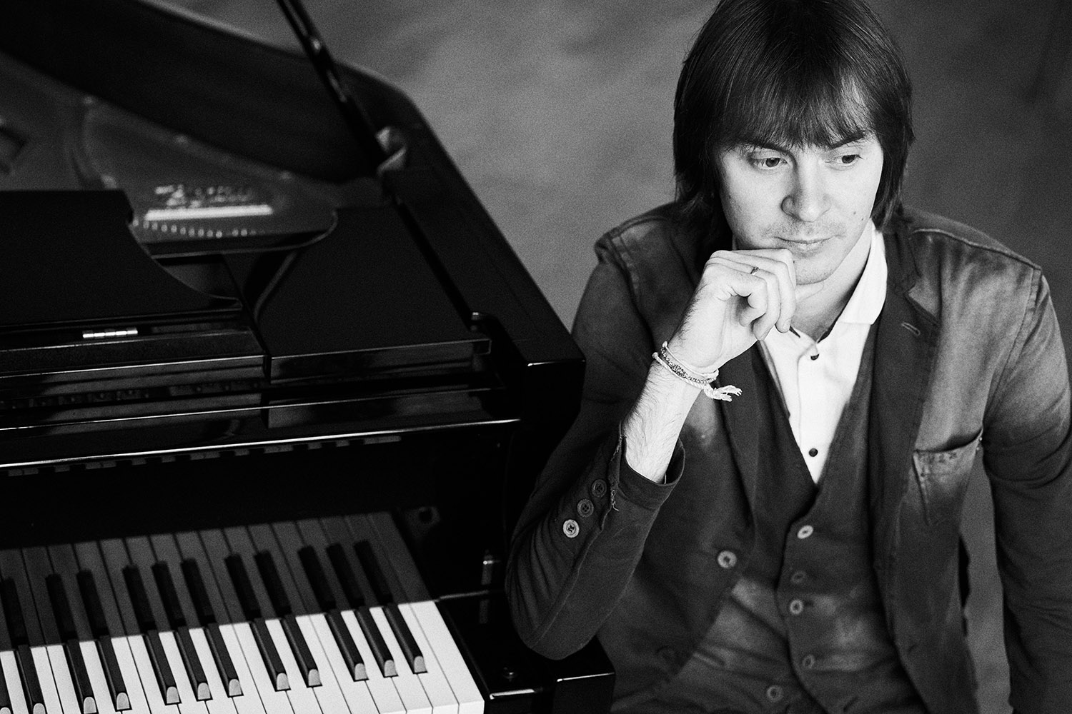 

Билеты на Рахманинов. Второй концерт и Вторая симфония (Дом музыки)