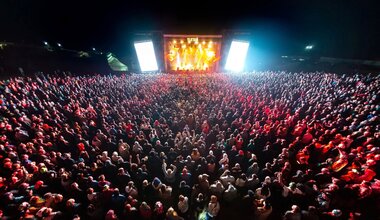 УЛЕТАЙ афиша