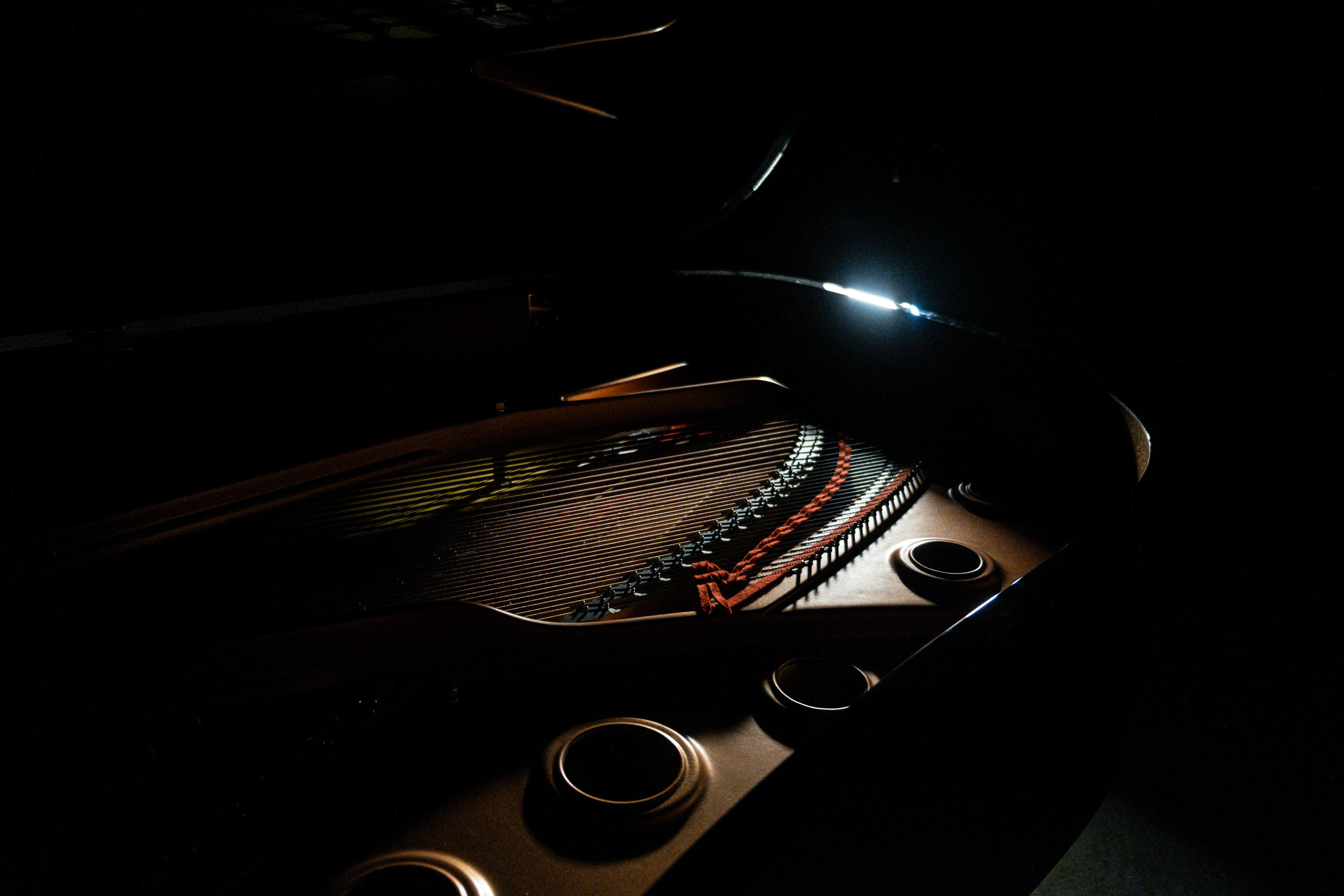 

Билеты на Магия темноты: от Баха до Дебюсси (Никольский)