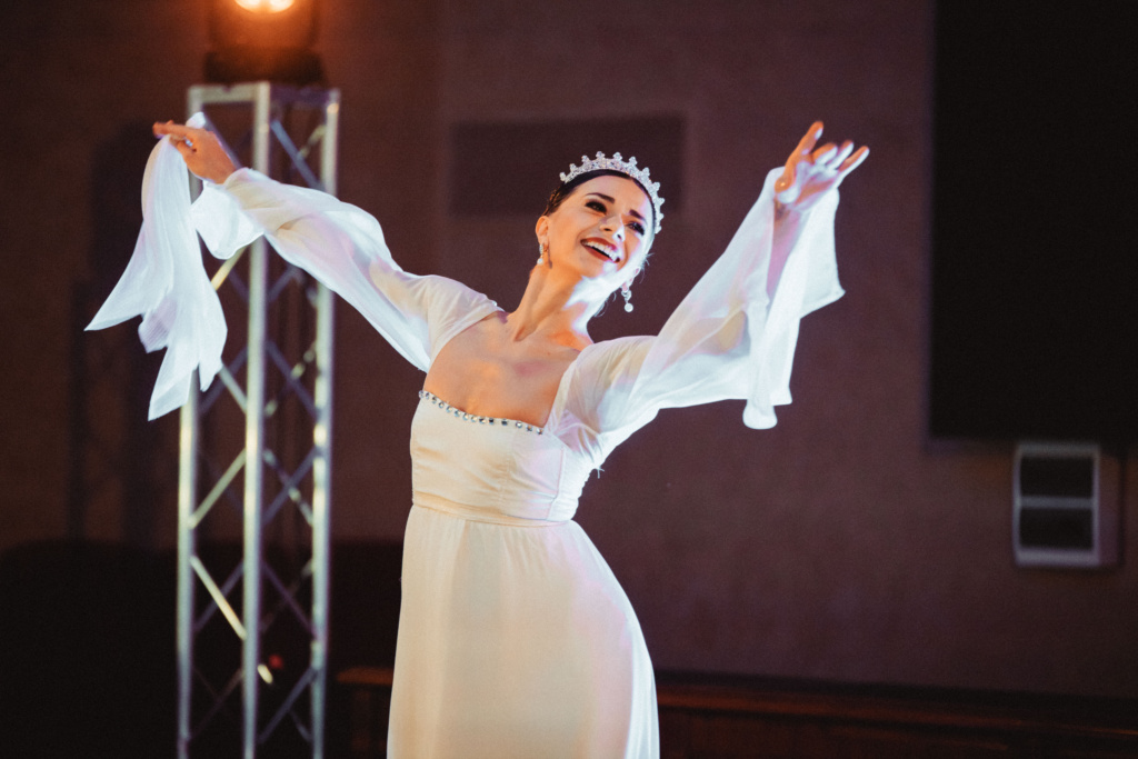 

Билеты на В тебе одной вся жизнь моя (Дальневосточный художественный музей)