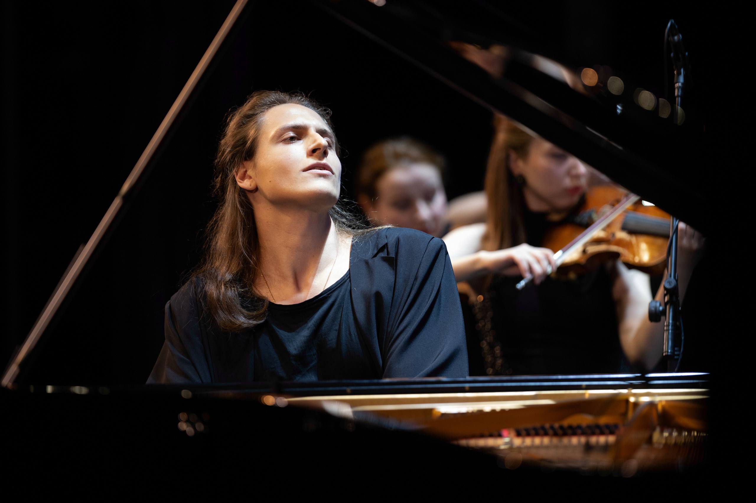 

Билеты на Вновь Лена Лаврова собирает друзей (Дом учёных)