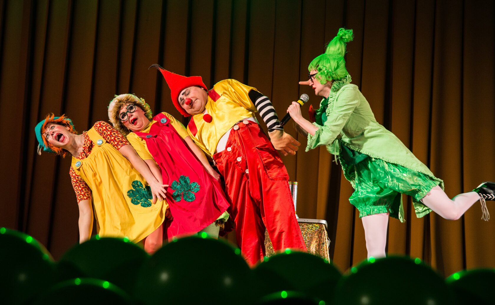 

Билеты на Цирк. Хи-хи шоу (Плоды просвещения)