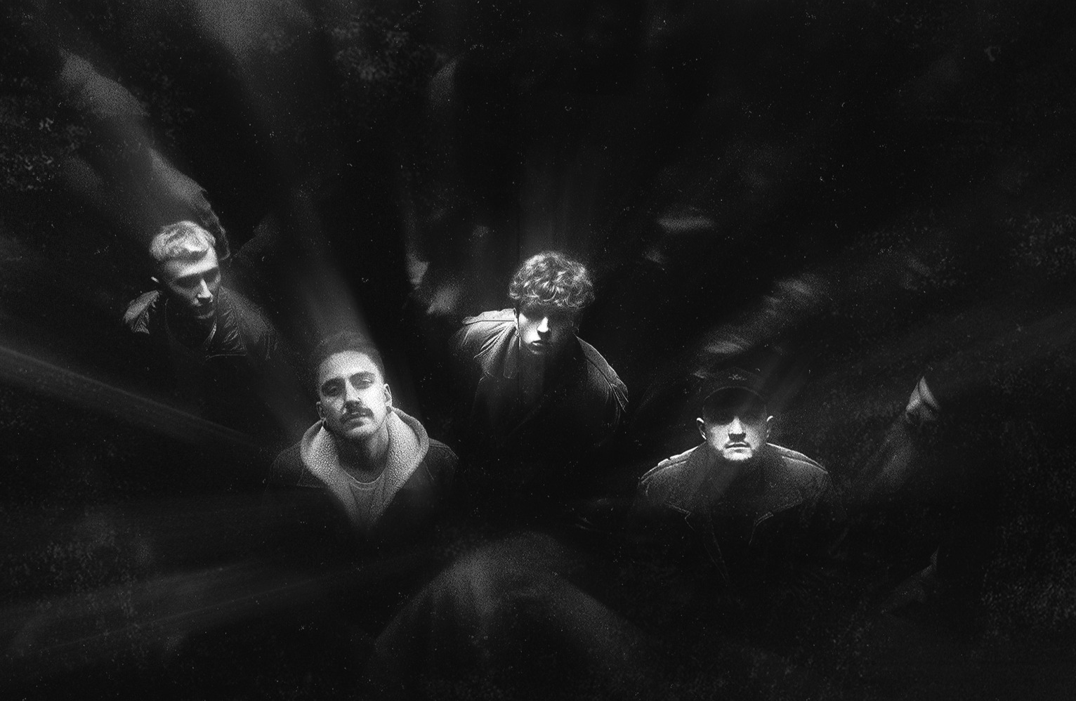 

Билеты на Abyss, Watching Me (Свобода)