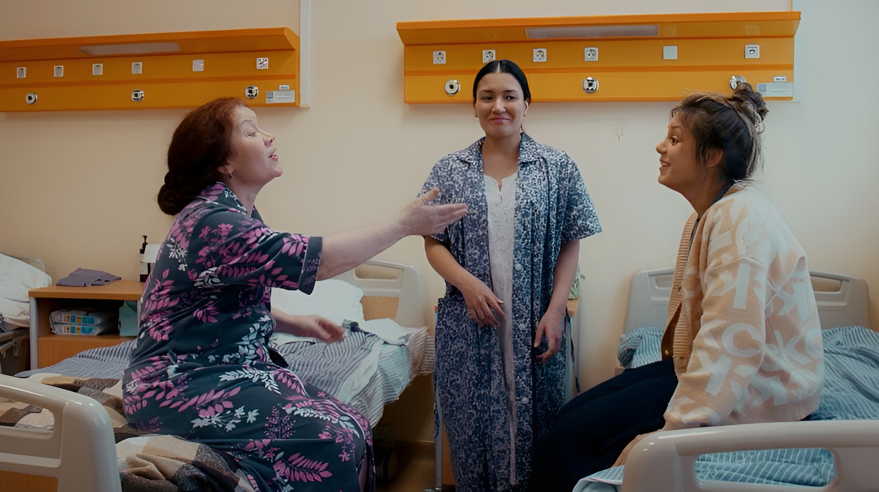 

Билеты на Дочки-матери / Әниләр һәм бәбиләр (Театр им. Камала. Новое здание)