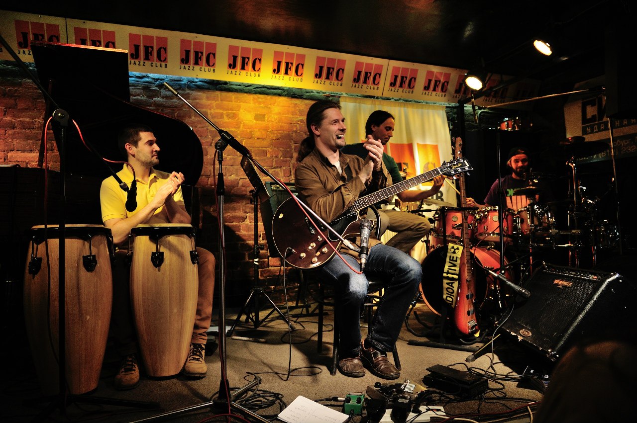 

Билеты на Дмитрий Городской и проект «Круглоугольник». Джаз и фьюжн (EverJazz)