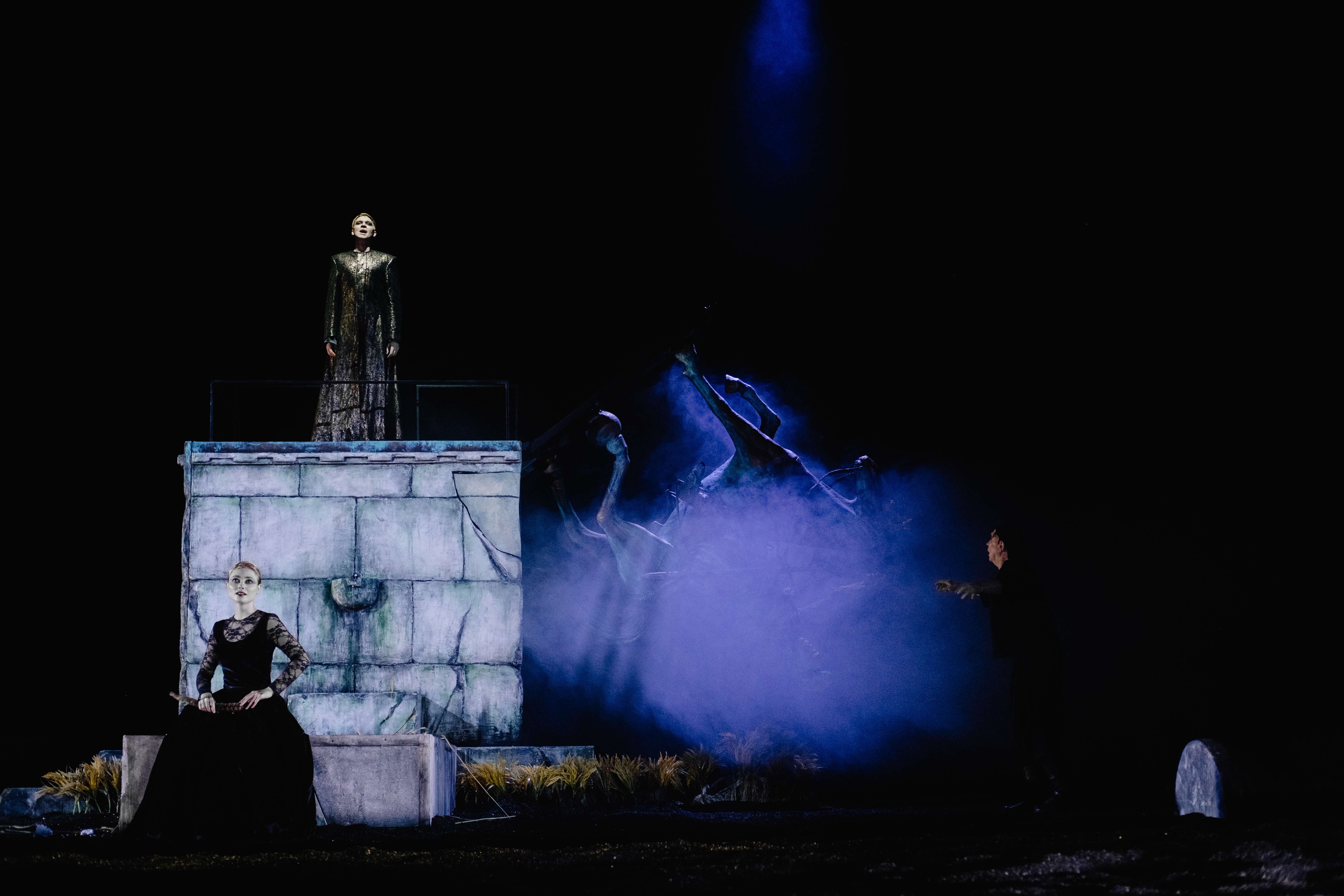 

Билеты на Электра (Драматический театр им. Грибоедова)