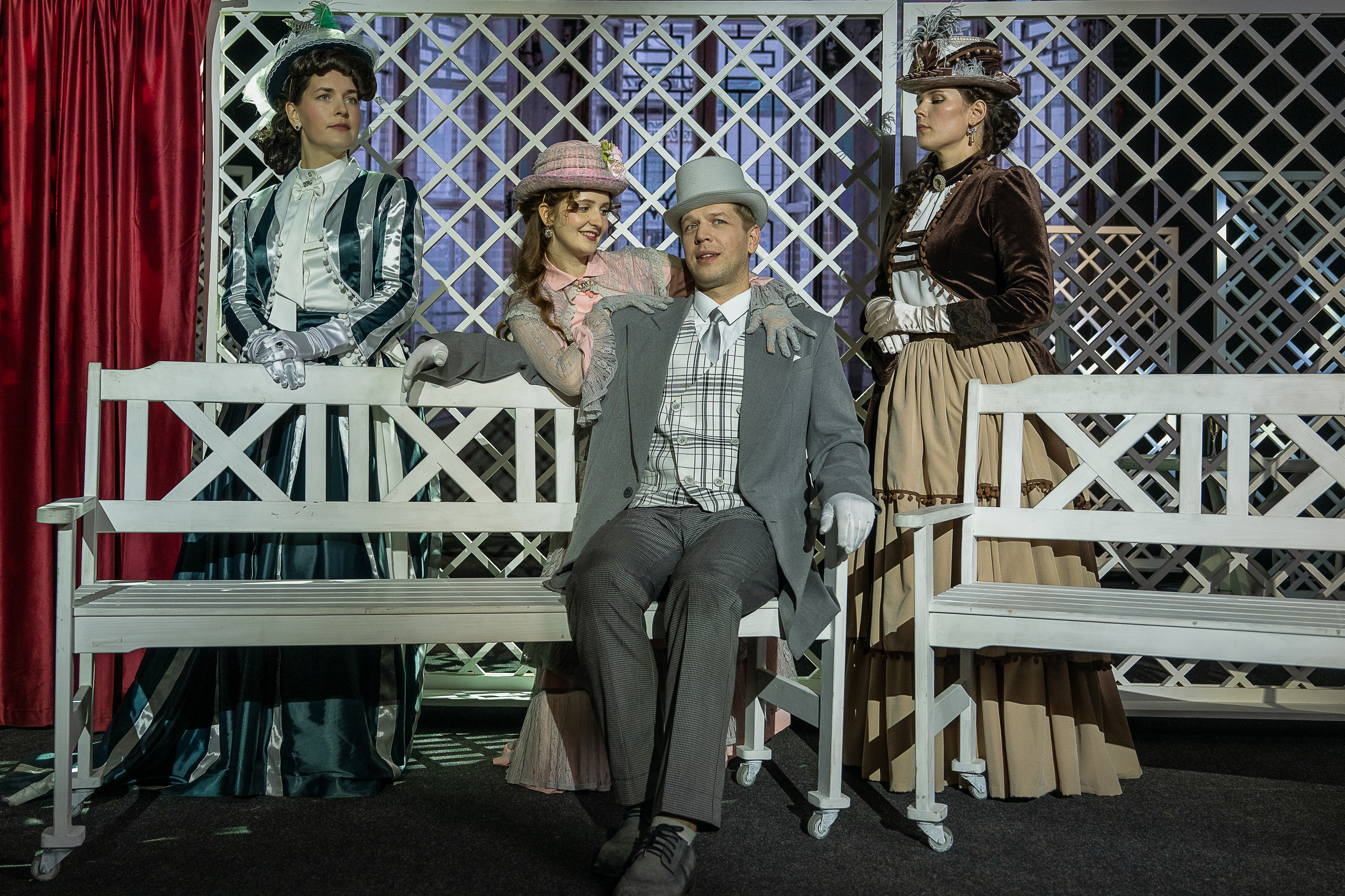 

Билеты на Красавец мужчина (Щёлковский театр (Щёлково))