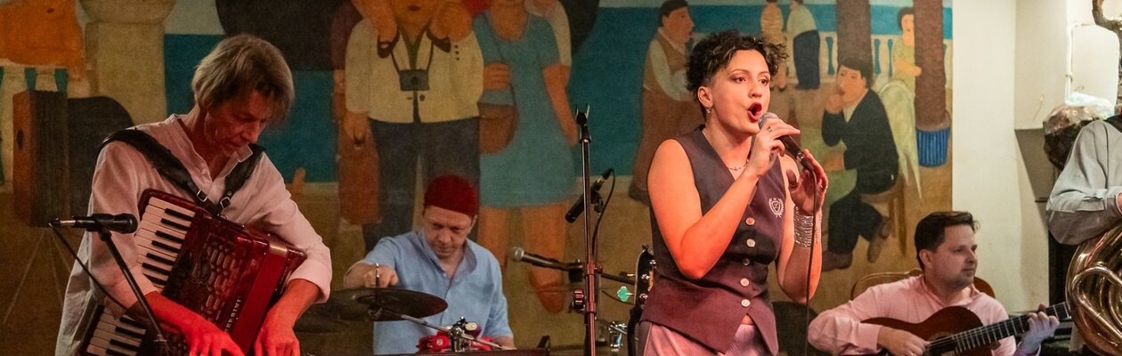 Toute La Vie и Мари Берсо. Богемный Париж