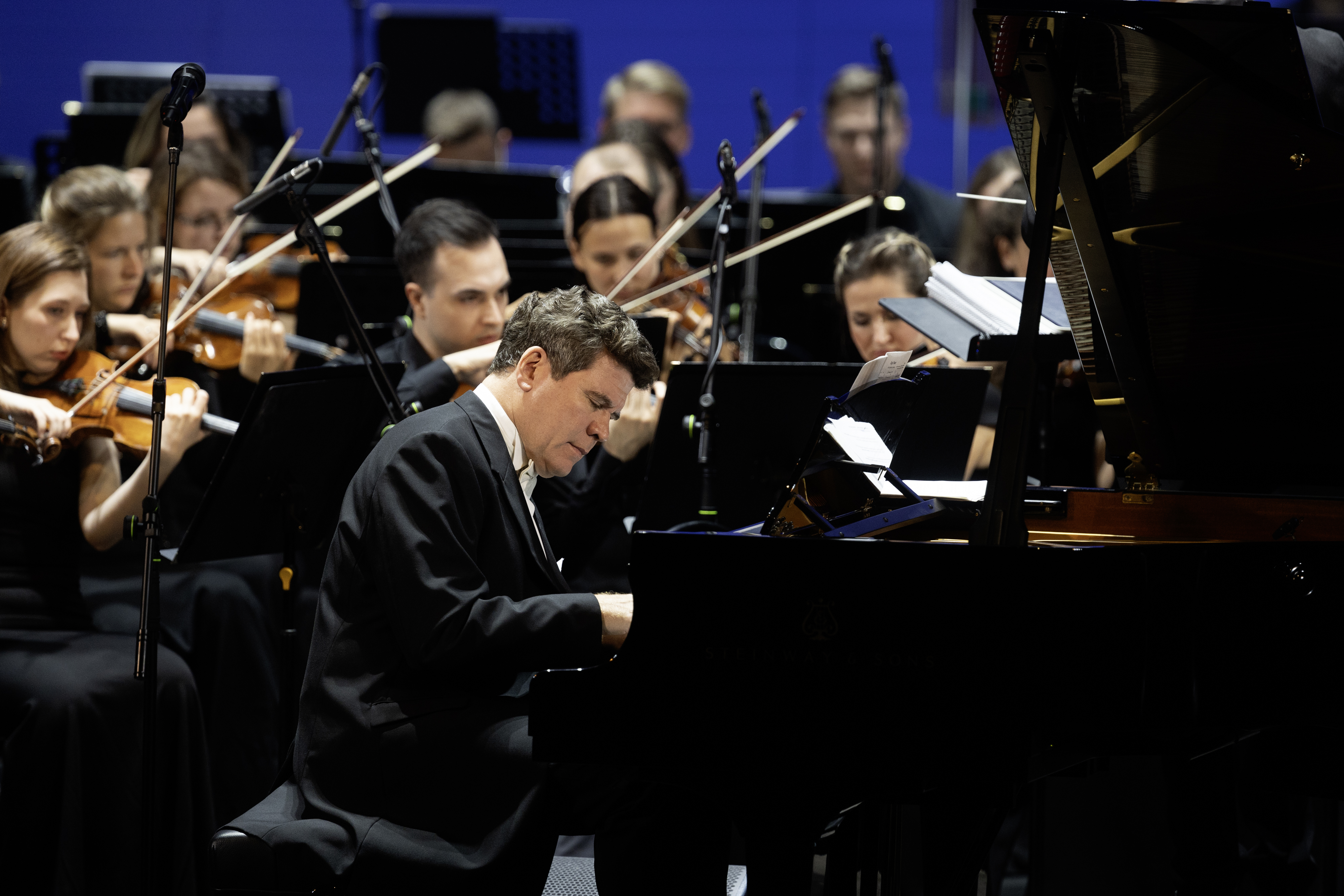 

Билеты на Денис Мацуев представляет: диалог поколений. Открытие (ГКЗ «Башкортостан»)