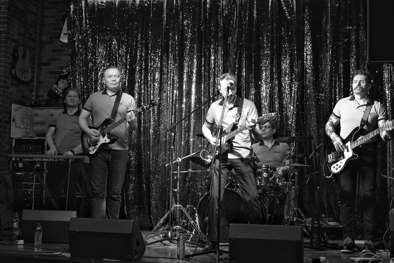 

Билеты на The Silvertonez (Gamma More)