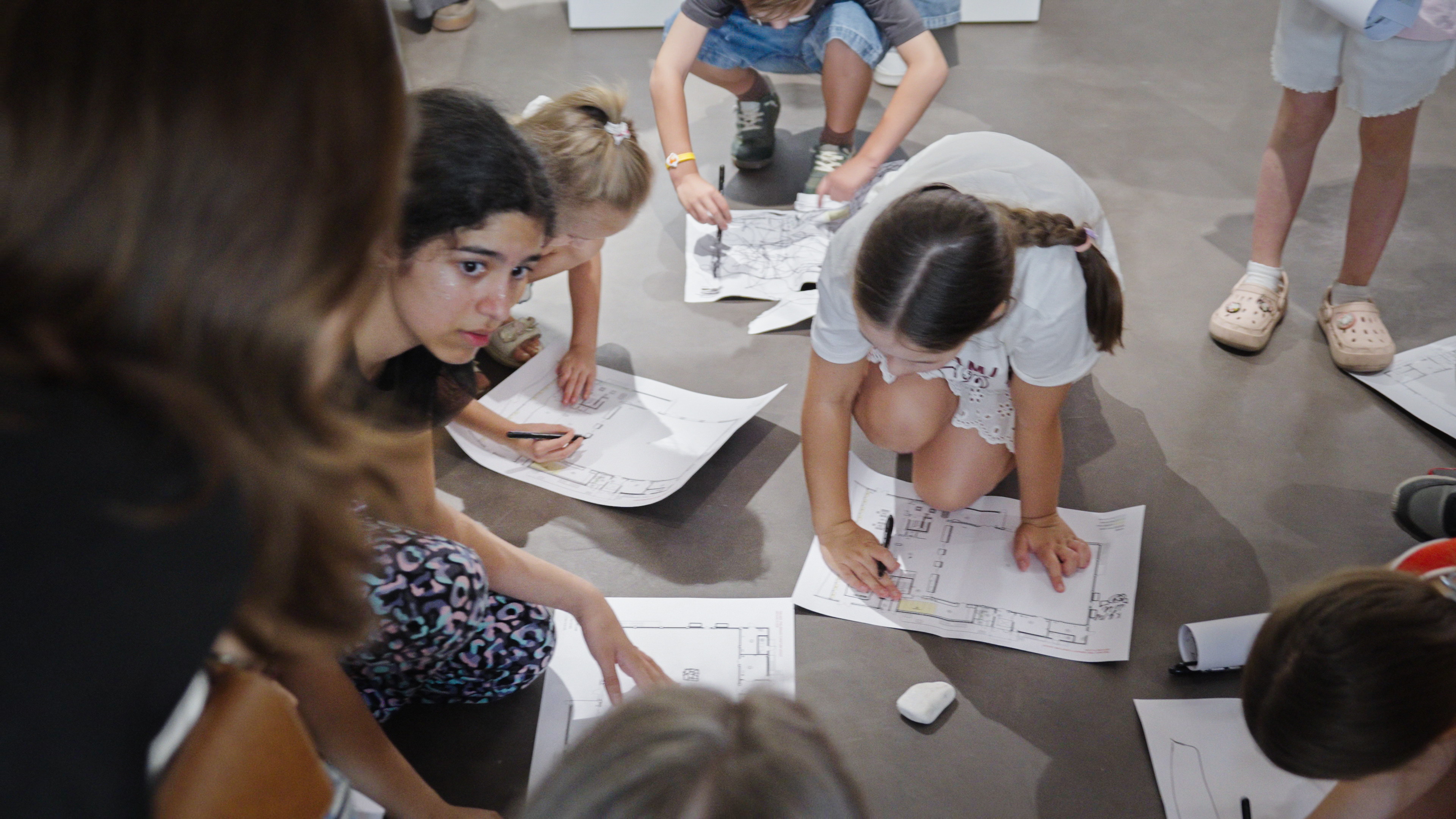 

Билеты на Новогодние открытые мастерские «Шедевры из ерунды» (Центр современной культуры «Целинный»)