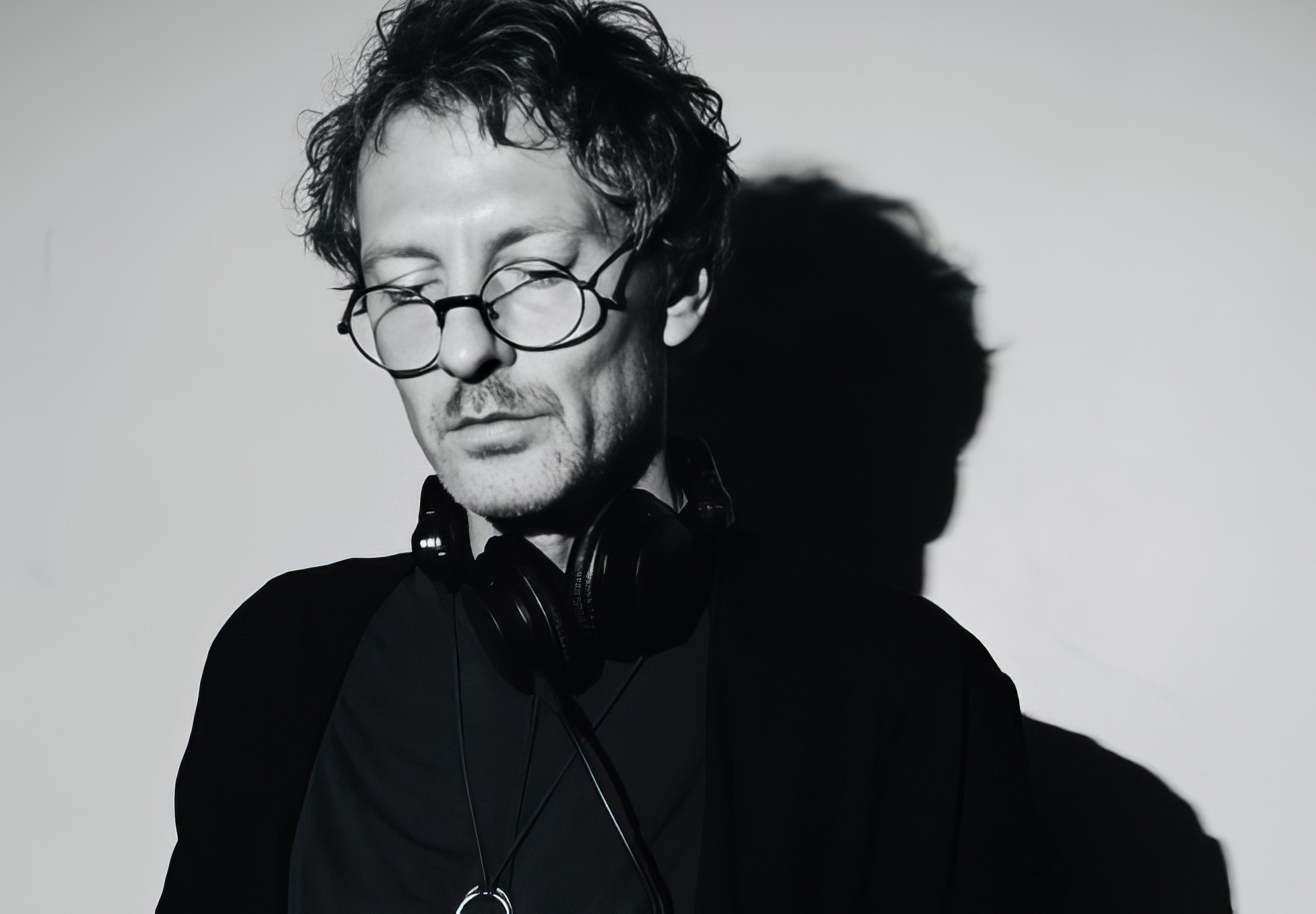 

Билеты на Zodiac. 12 лет Mantra: Pozdnyakov & Nils (Куб)