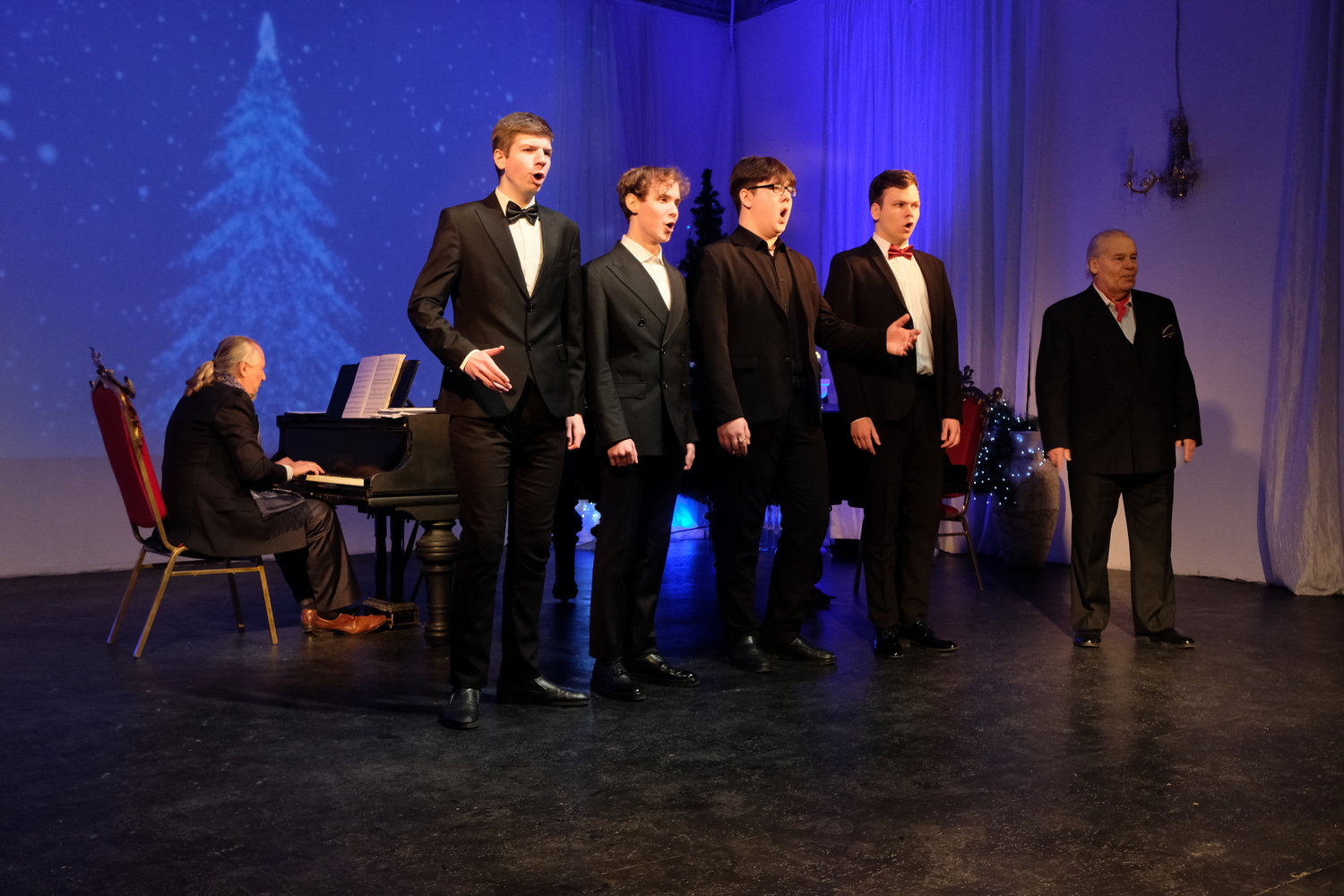 

Билеты на Любимый город может спать спокойно (Дом Шрёдера)