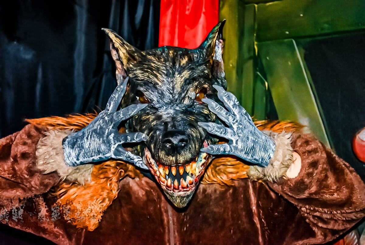 

Билеты на Замок Дракулы (IQuest (17))