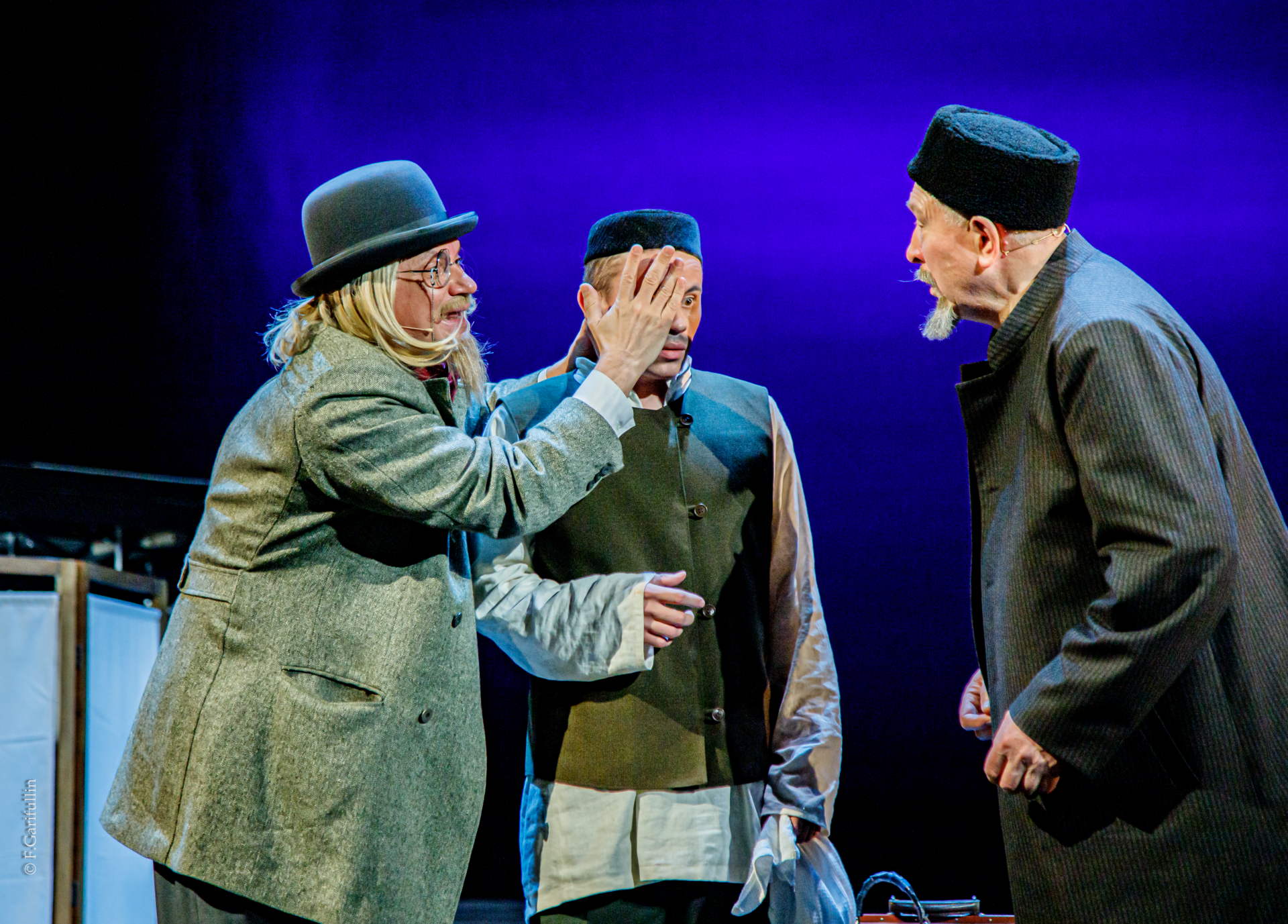 

Билеты на Җәүдәт берлән Зөбәрҗәт / Джаудат и Зубаржат (Театр им. Камала. Новое здание)