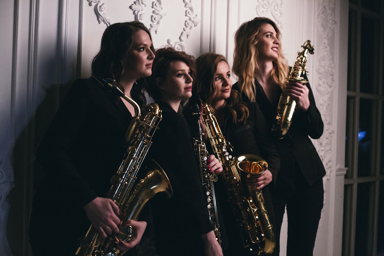 

Билеты на Sirenes Saxophone Ensemble. Мировые рок-хиты на саксофонах (Гортеатр)