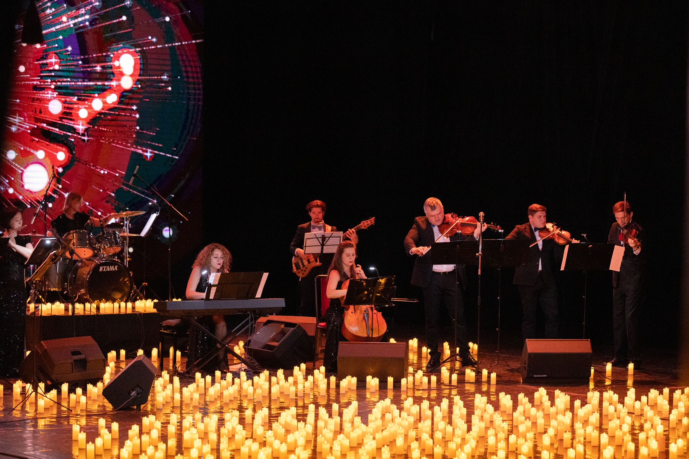 

Билеты на Концерт со свечами. Любимые саундтреки великих композиторов: Морриконе, Циммер, Уильямс, Шор, Эйнауди (Филармония им. Григория Пономаренко)