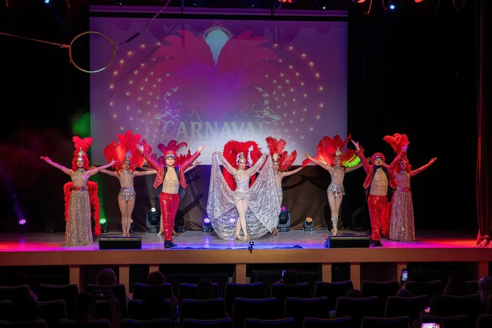 Карнавал: вокруг света за один вечер