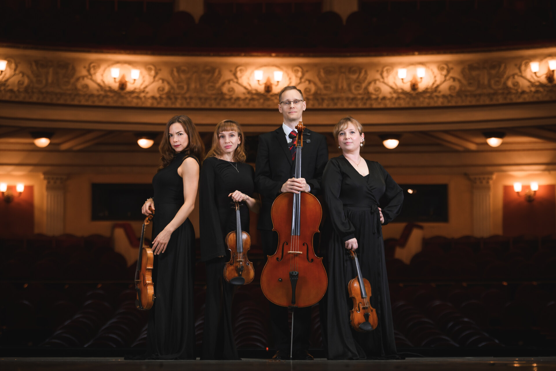 

Билеты на Струнный квартет при свечах (Театр оперы и балета им. П. И. Чайковского)