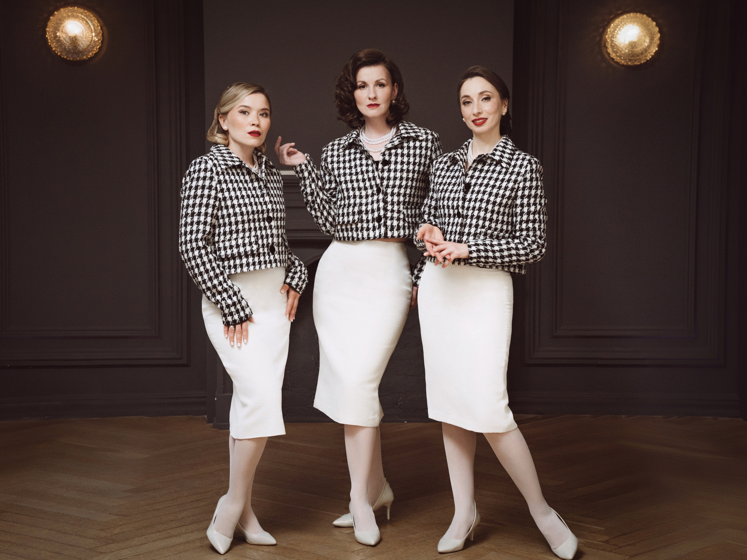 

Билеты на Retro Cover Girls (Rhythm & Blues Cafe)