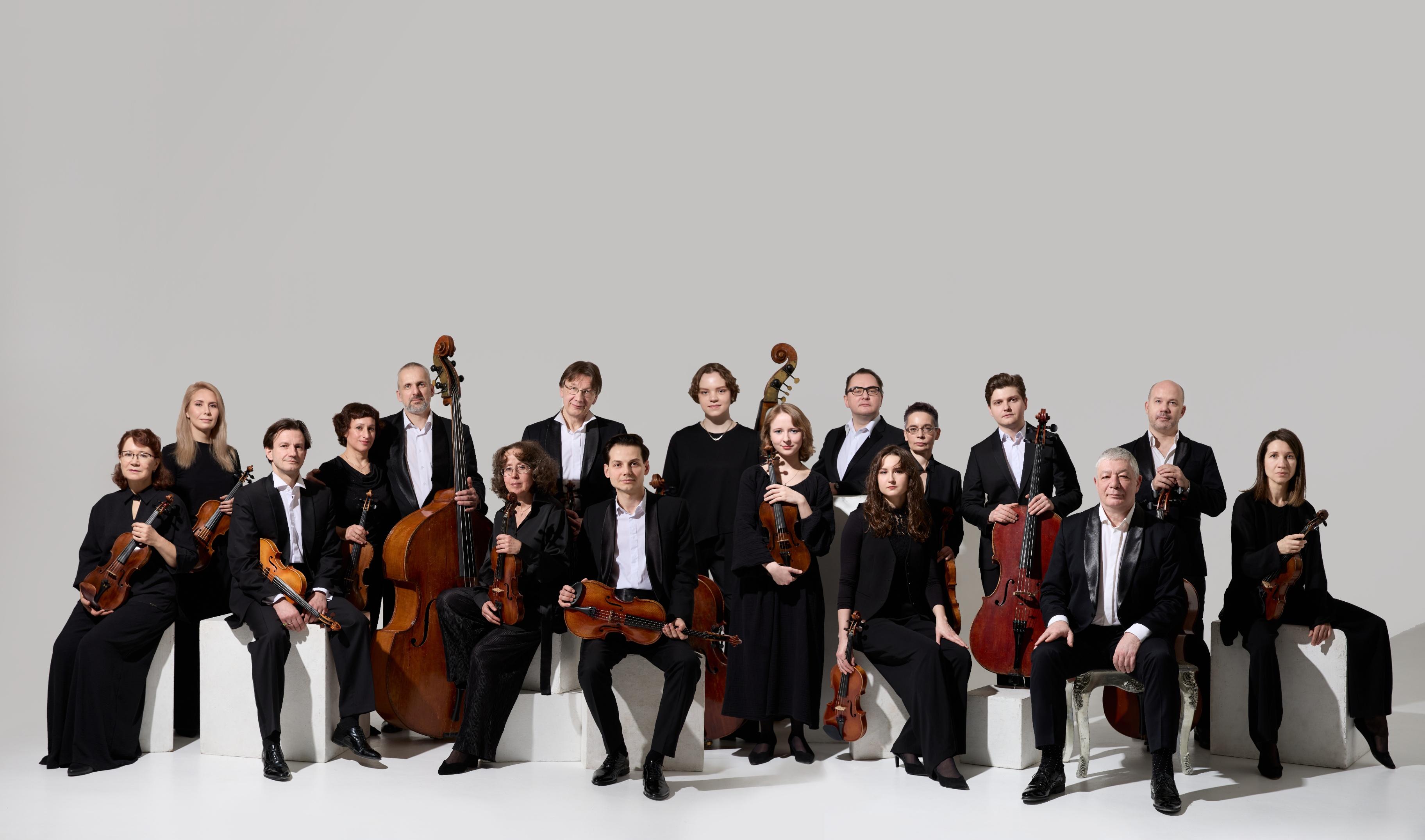 

Билеты на Камерный оркестр «Дивертисмент» (Филармония им. Шостаковича. Большой зал)