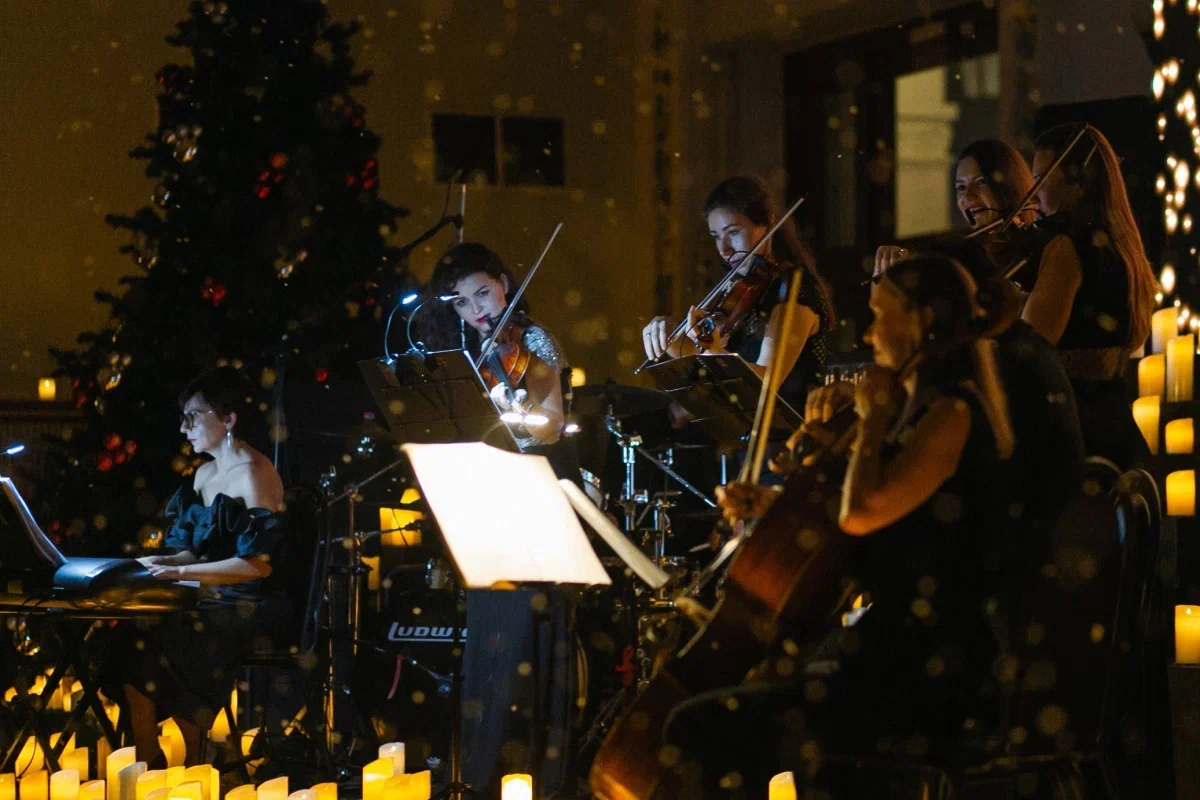 

Билеты на Электроёлка. Lumisfera и 5000 свечей (Театр Эстрады)