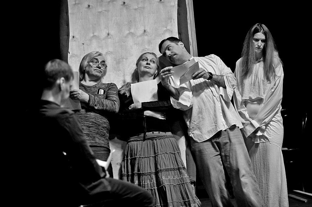 

Билеты на Гамлет. Путь к отцу (Эрмитаж)