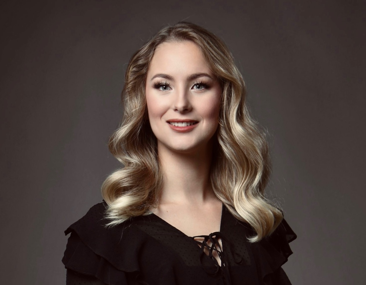 

Билеты на Новогодний концерт с симфоническим оркестром. Зимние песни о главном (ДК железнодорожников)