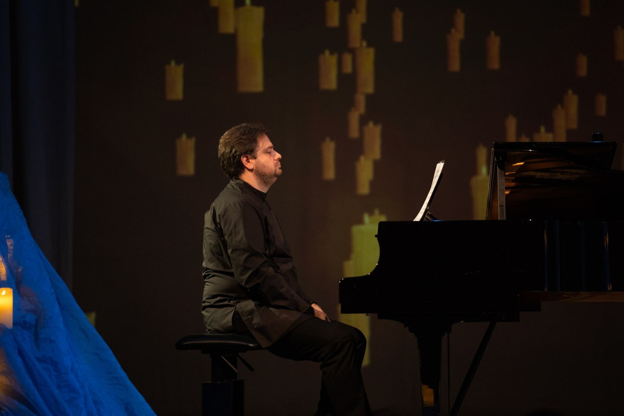 

Билеты на Концерт немецкой вокальной лирики (Театр оперы и балета)