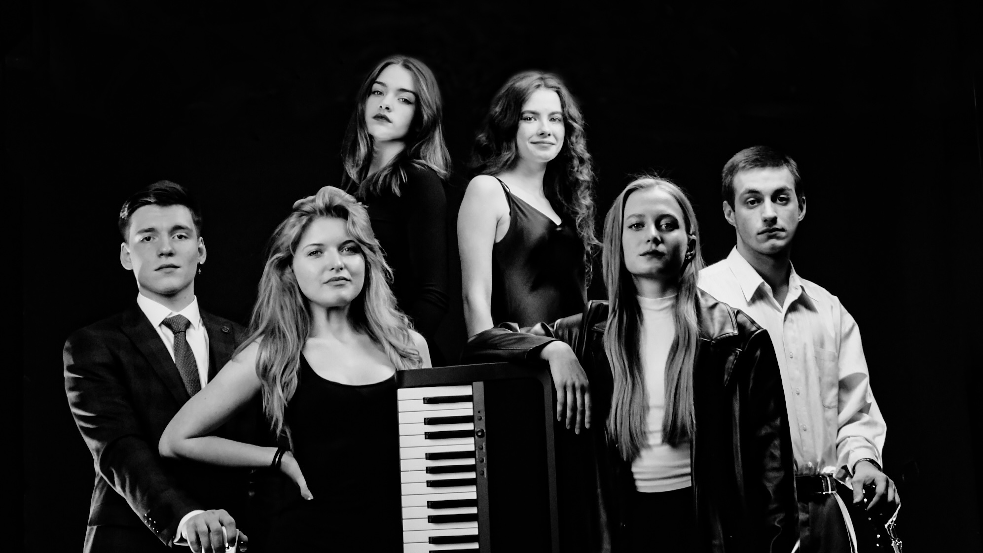 

Билеты на Квартирник. Нулевые (Линии)