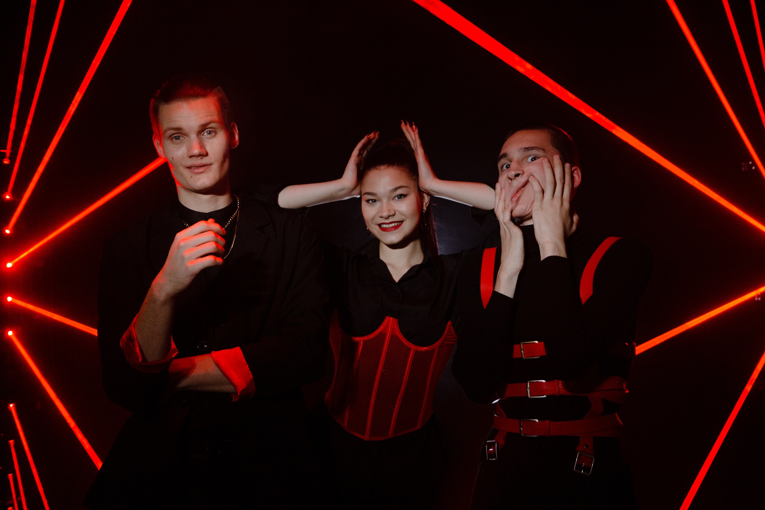 

Билеты на Не смотри (Данилин)