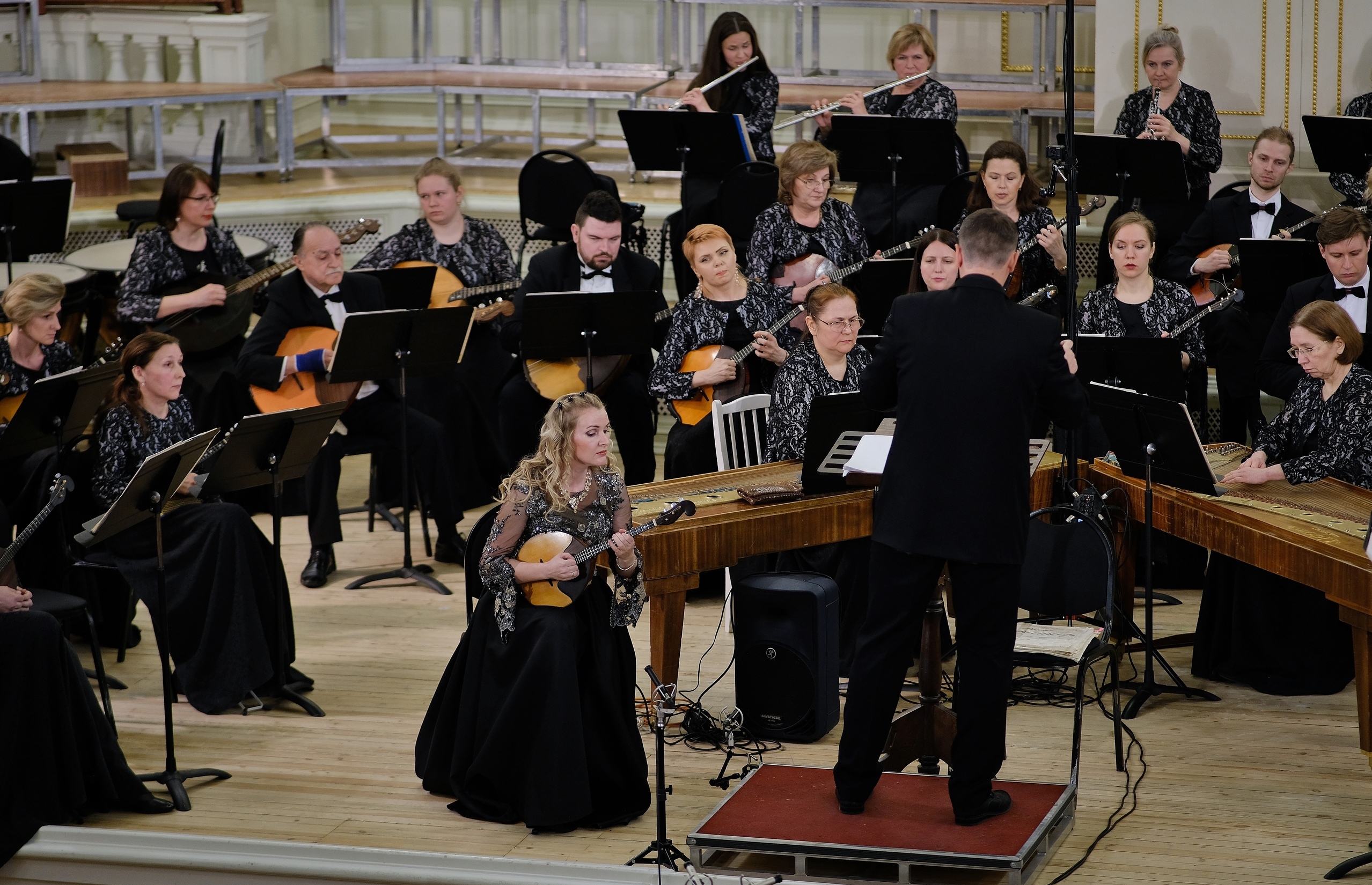 

Билеты на Песни победы (Филармония им. Шостаковича. Большой зал)