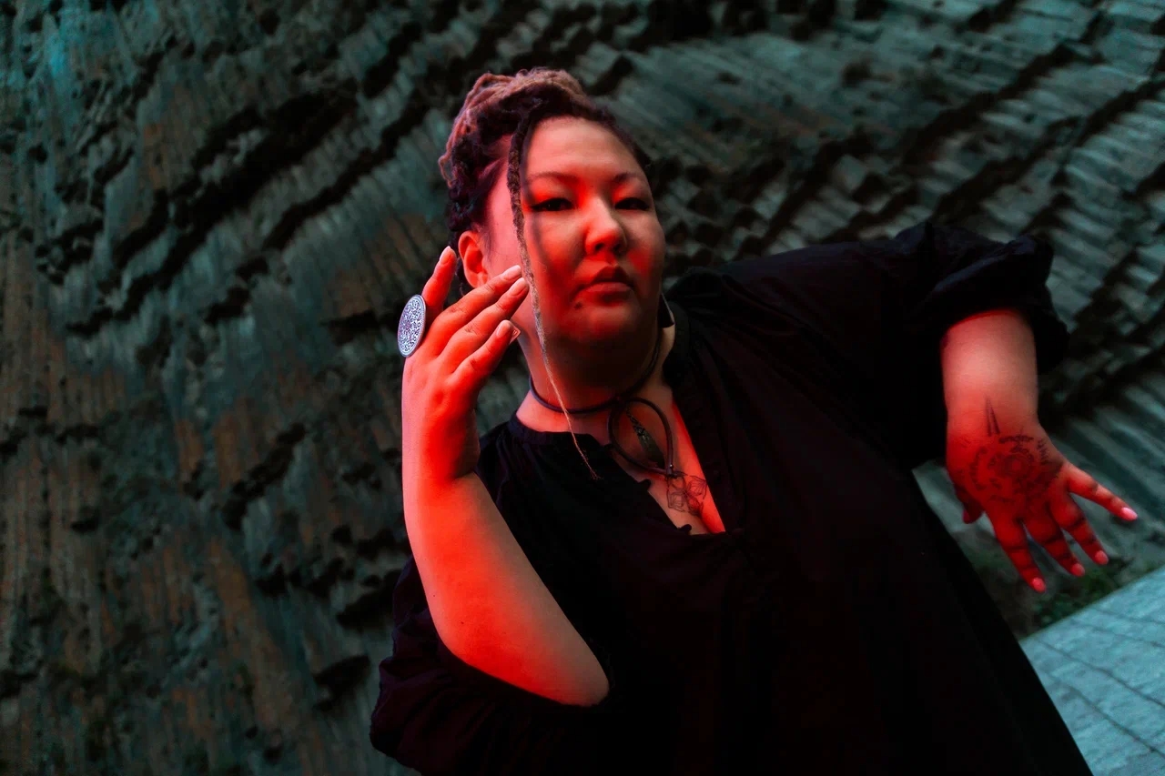 

Билеты на Iyulina (16 Тонн Арбат)