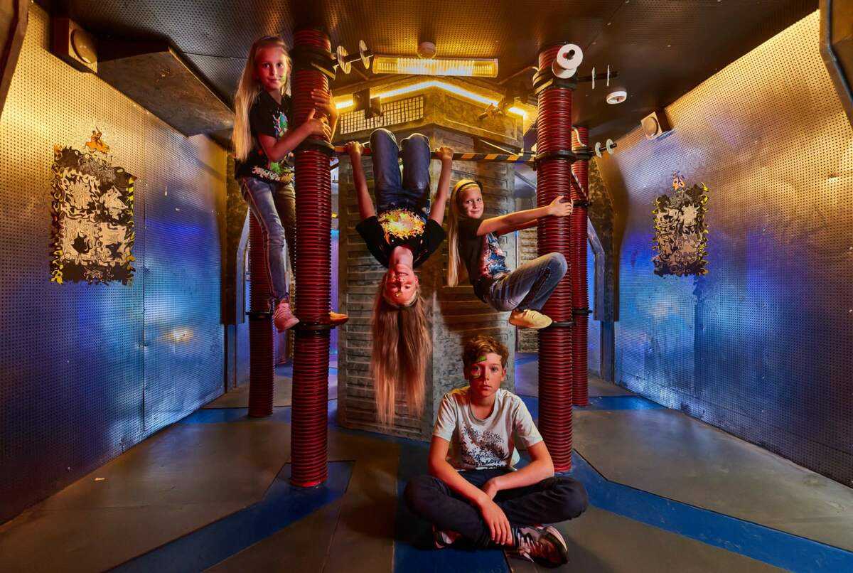 

Билеты на Динозавры. Kids (Взаперти в Соляном)