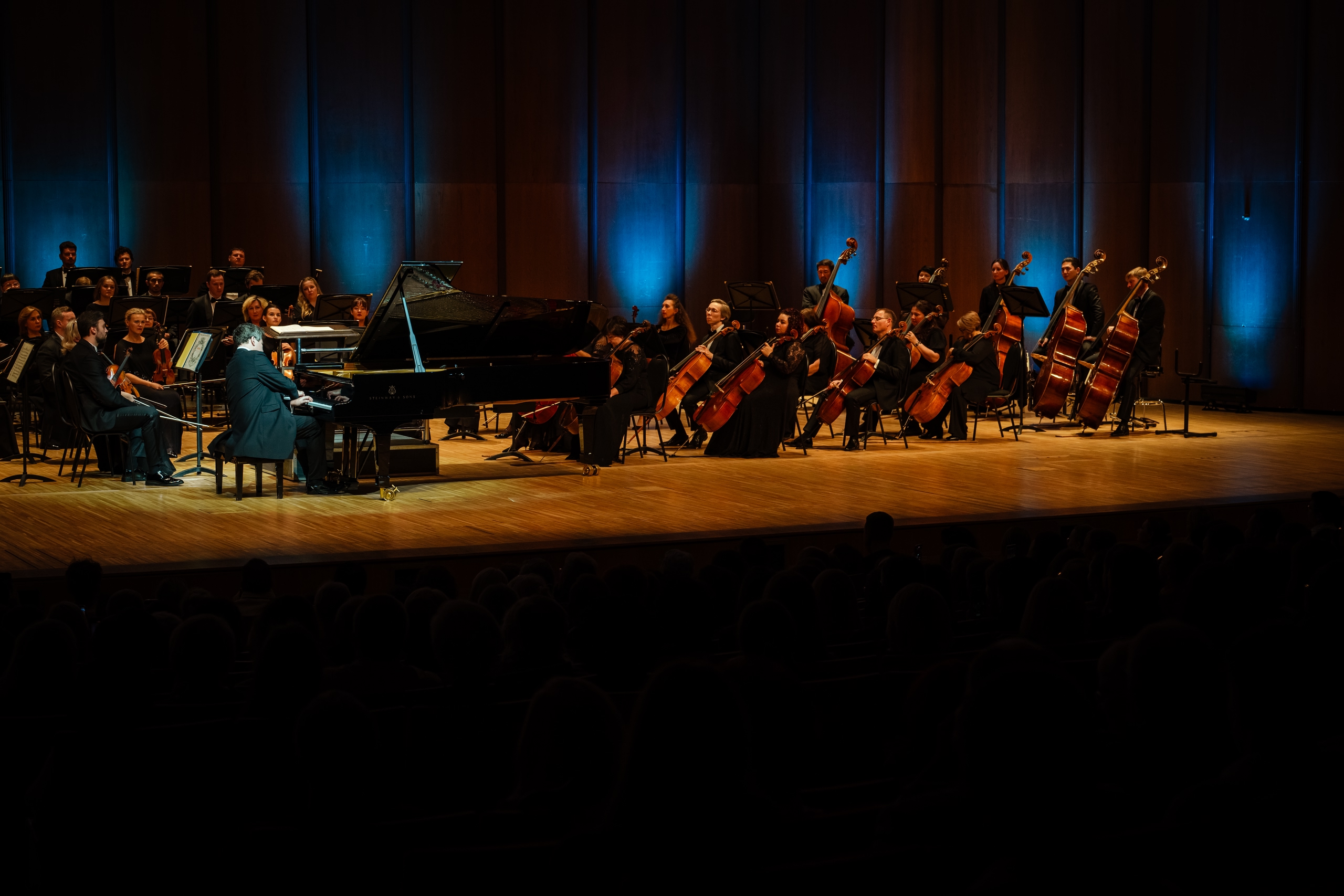 

Билеты на Рождественский концерт, посвящённый воссозданию Кафедрального Собора Рождества Пресвятой Богородицы (Филармония)