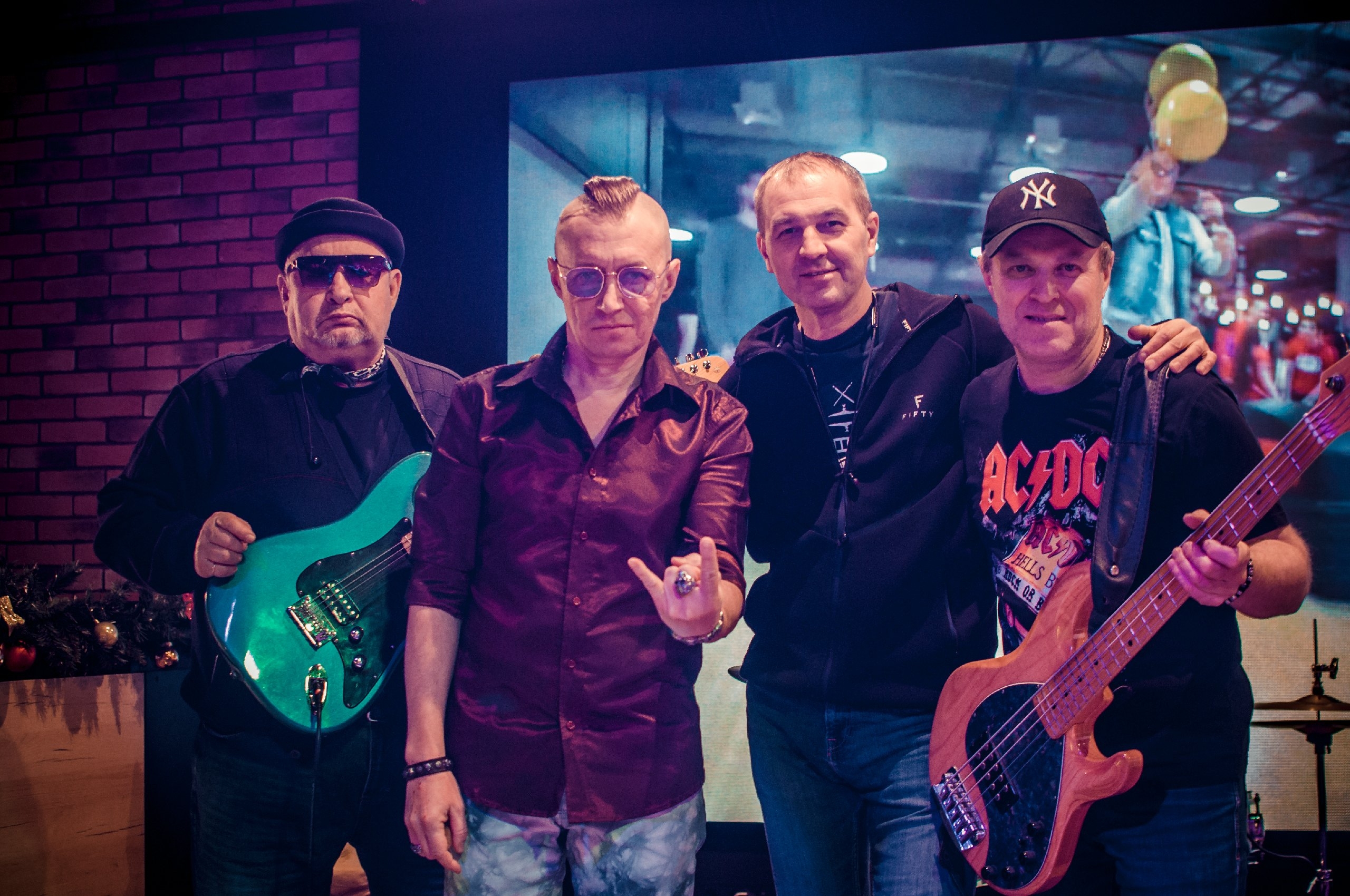 

Билеты на Rock Crystal Band. Rock’n’Roll Dance (Драматический театр)