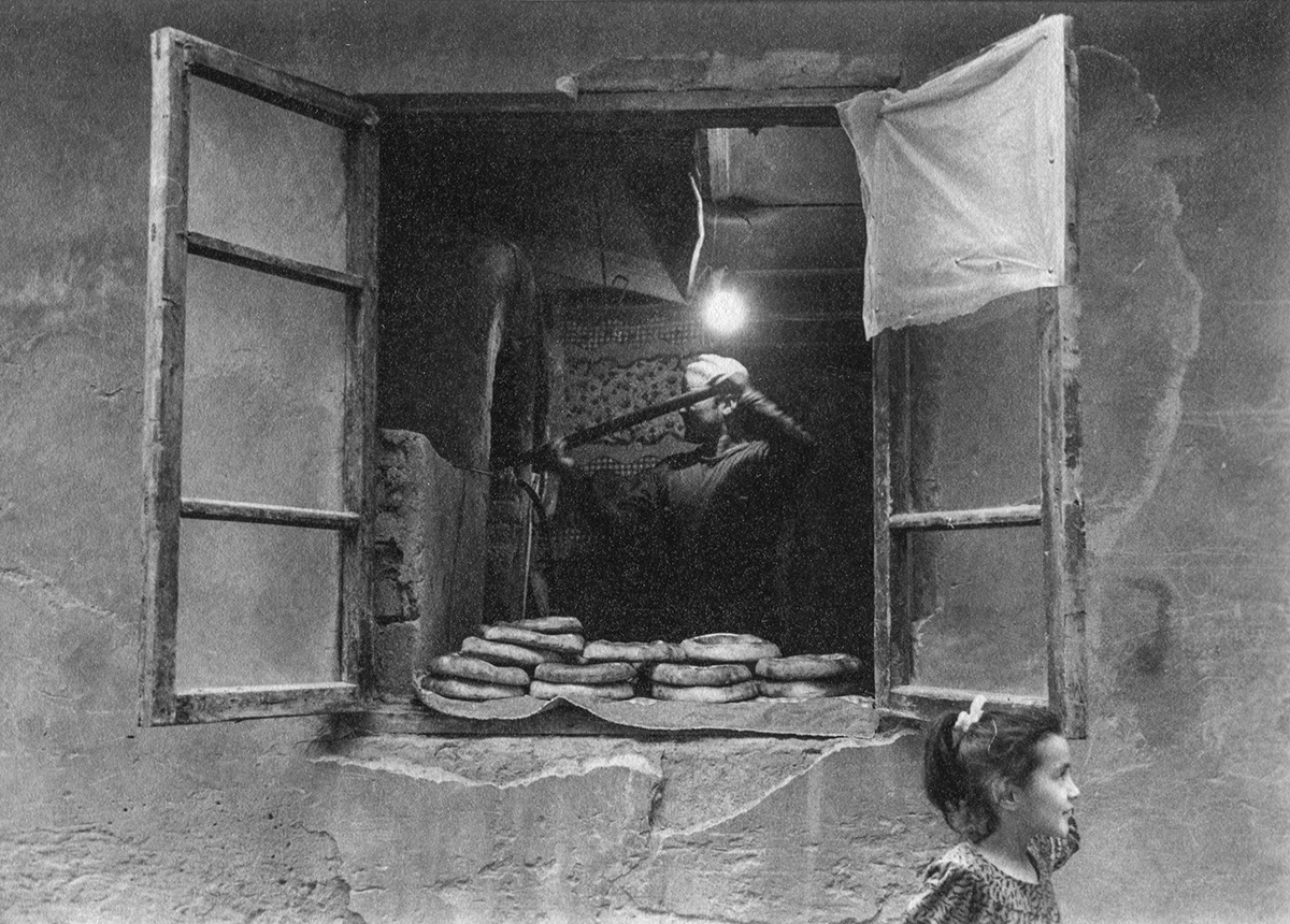 

Билеты на Фотосреда. Встреча с фотографом Саней Шанович (Особняк купца Носова)